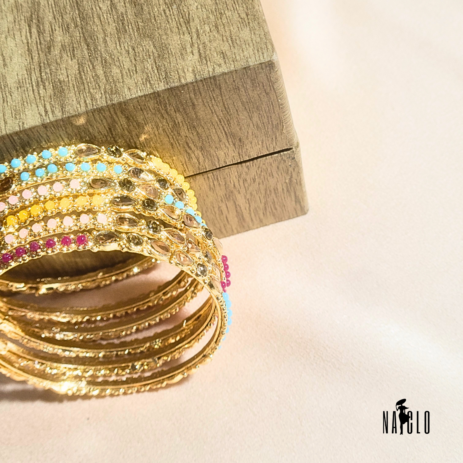 6 pc Metallic bangles