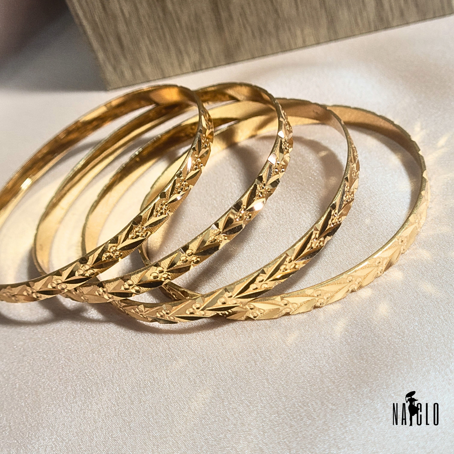 4-pc-18k bangles